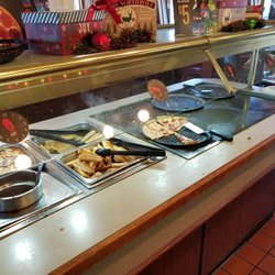 Pizza Hut - What bar looked like most of lunch