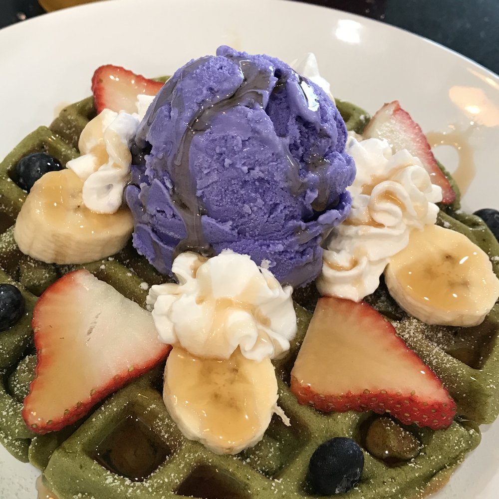 Fresh Bites Hawaii - Matcha waffle...just get it! - Poke Near Me - Honolulu, Hawaii Fresh Bites Hawaii - Matcha waffle...just get it! - Poke Near Me - Honolulu, Hawaii