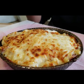 Landin Mac & Cheese - 4 Cheese Mac - Pizza Near Me - Bronx, New York Landin Mac & Cheese - 4 Cheese Mac - Pizza Near Me - Bronx, New York