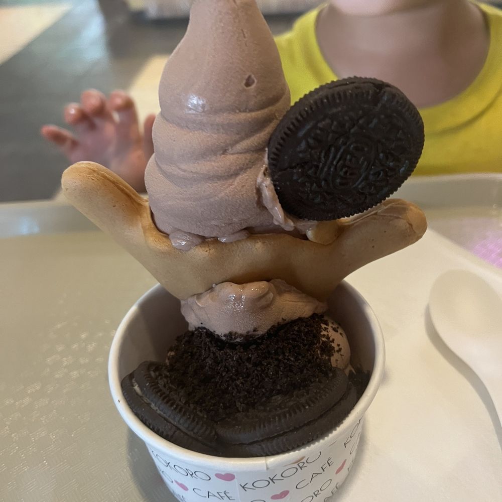 Kokoro Cafe - Oreo Shaka boom. - Desserts Near Me - Honolulu, Hawaii Kokoro Cafe - Oreo Shaka boom. - Desserts Near Me - Honolulu, Hawaii