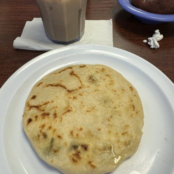 El Buen Gusto Salvadoreño - Pupusas - Salvadoran Near Me - Pittsburg, California El Buen Gusto Salvadoreño - Pupusas - Salvadoran Near Me - Pittsburg, California