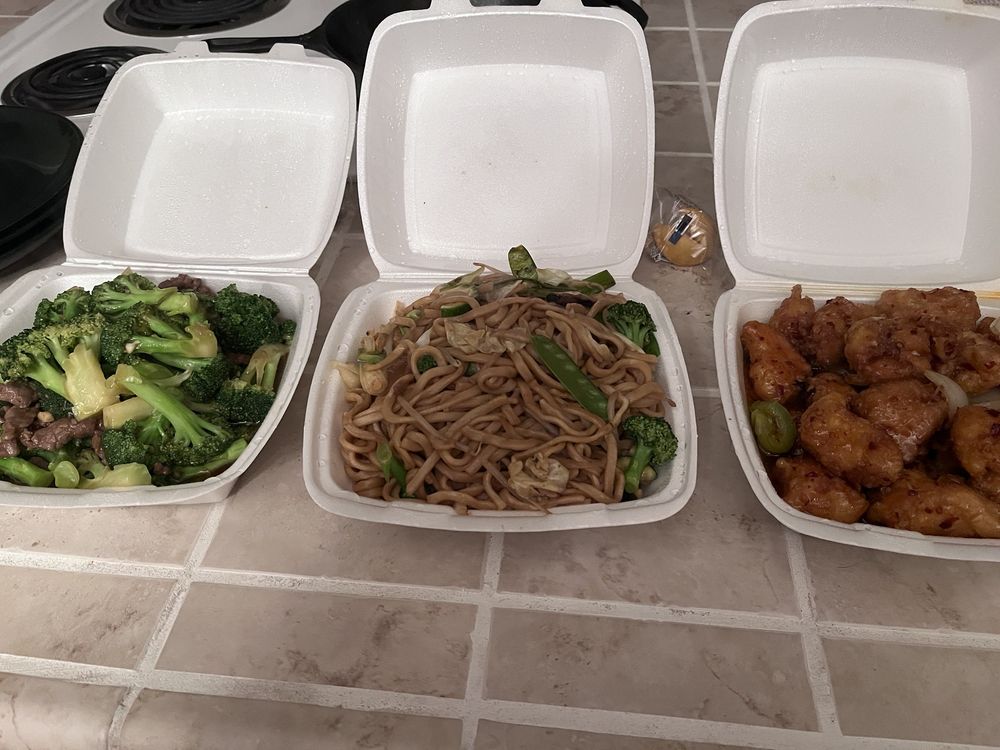 IRON WOK - Updated September 2024 - 62 Photos & 146 Reviews - 545 Main