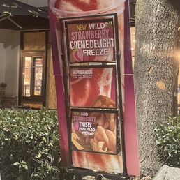 Taco Bell's happy hour drinks to chill and cool off with. Taco Bell's happy hour drinks to chill and cool off with.