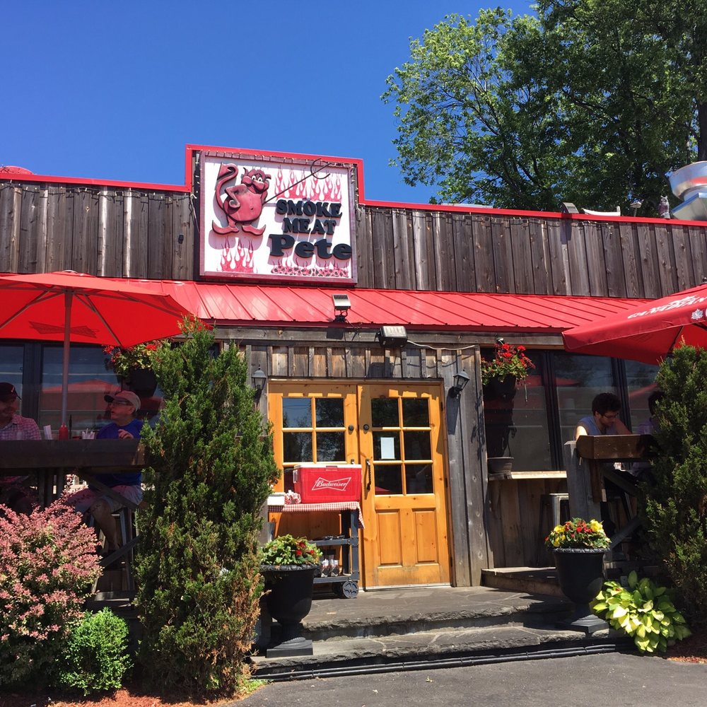 Smoke Meat Pete - Outside - Sandwiches Near Me - L'Île-Perrot, Quebec