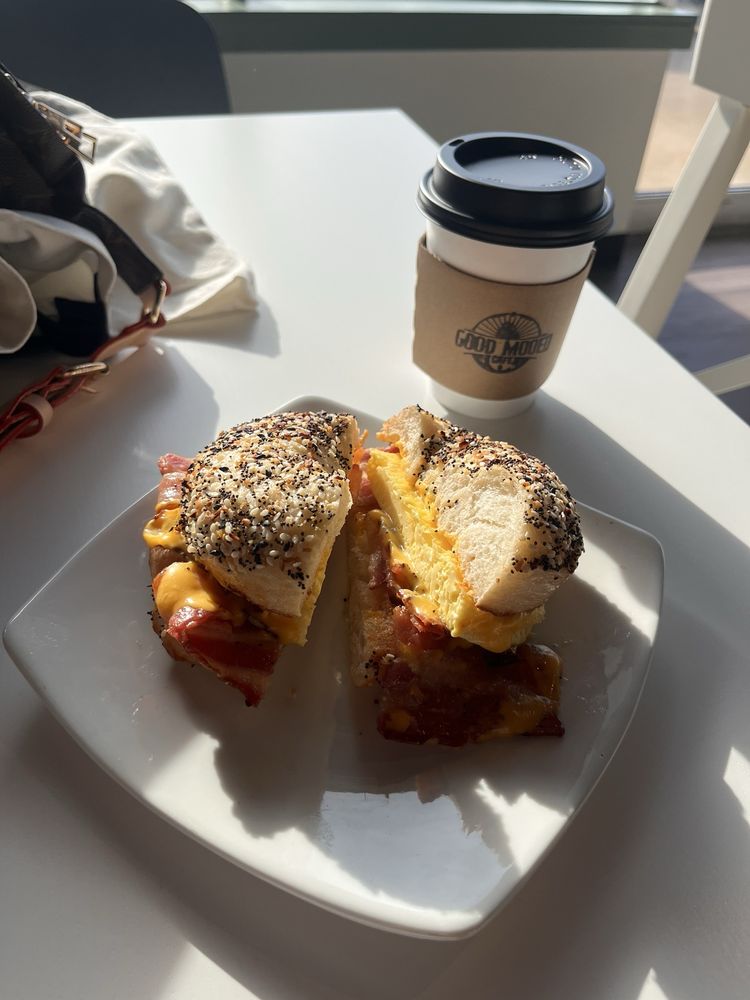 Good Mooed Cafe Logo