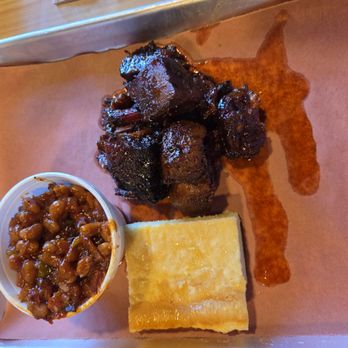 Monk's BBQ - Burnt ends beans and cornbread - Barbeque Near Me - Purcellville, Virginia