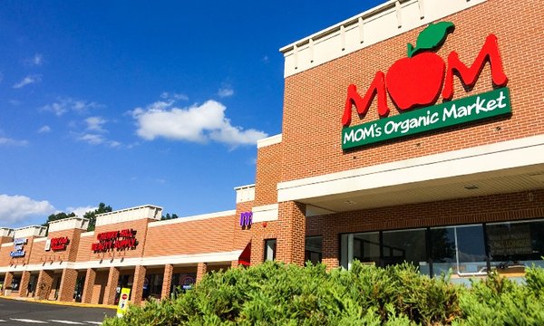 MOM's Organic Market by null