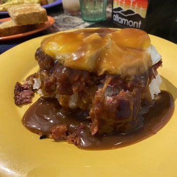 Kountry Kitchen - Corned Beef Hash Moco Loco - American Near Me - Kapaa, Hawaii