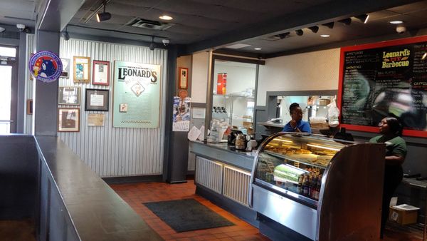 Leonard's Pit Barbecue by null