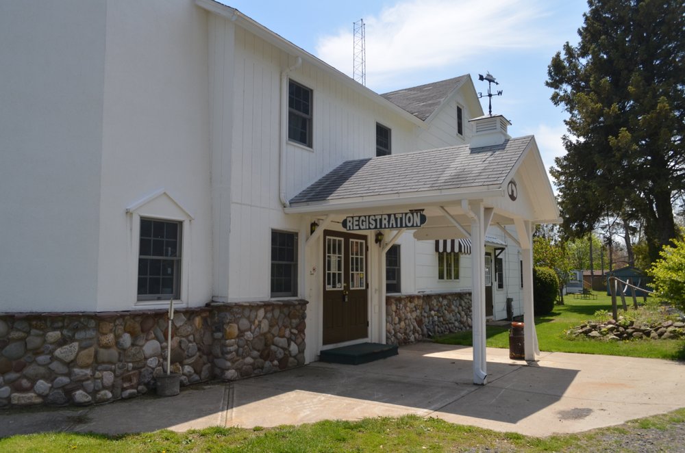 HOLIDAY HARBOR RV RESORT 11 Photos 9415 Blind Sodus Bay Rd, Red