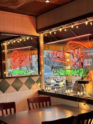 Fellini Pizzeria by null