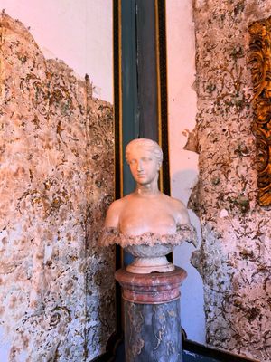 Aiken-Rhett House Museum by null