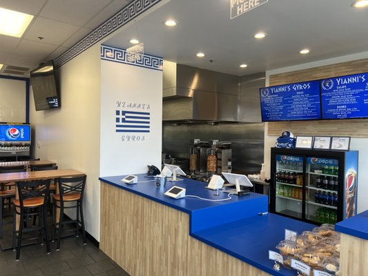 Yianni's Gyros by null
