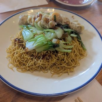 Lee Ho Fook Restaurant - Tossed noodles. - Noodles Near Me - Honolulu, Hawaii Lee Ho Fook Restaurant - Tossed noodles. - Noodles Near Me - Honolulu, Hawaii