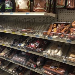 Tractor Supply - Dog isle