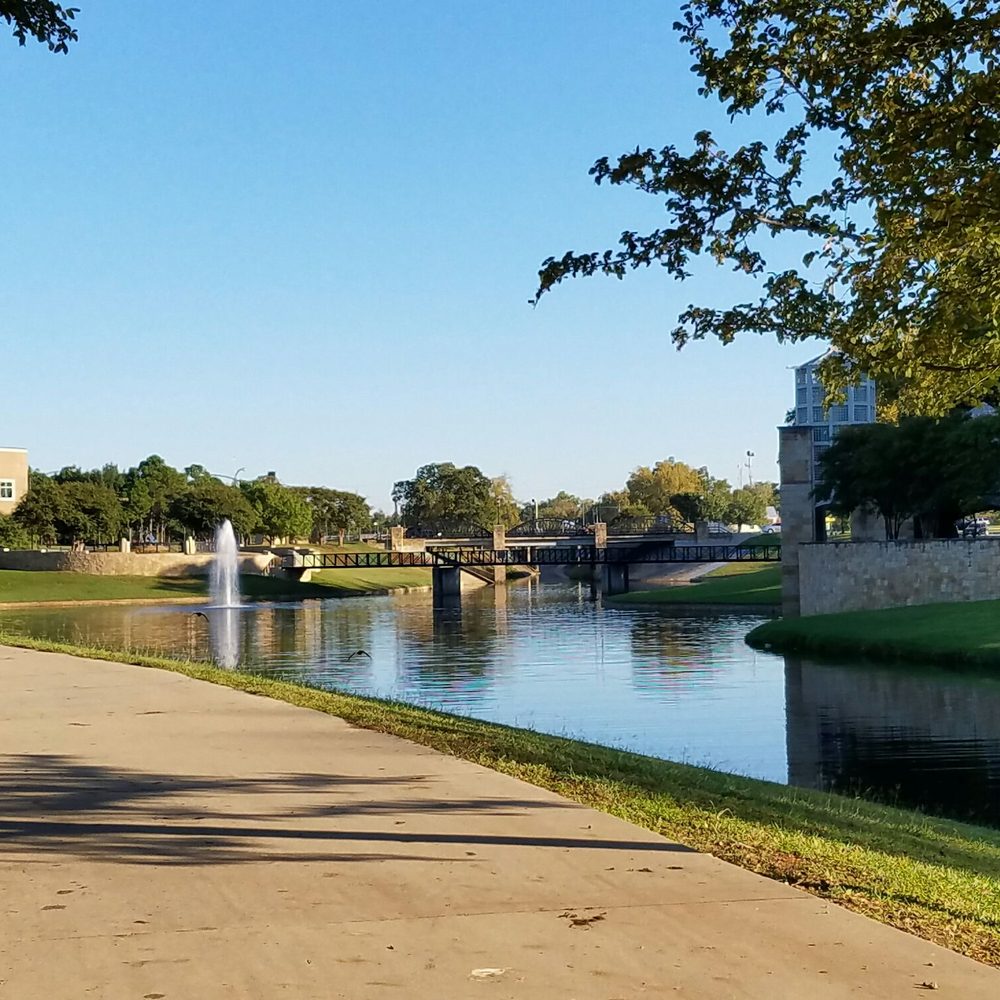DALLAS IRVING BACKPACKERS B & B - Updated May 2025 - 18 Photos & 10 Reviews  - 214 W 6th St, Irving, Texas - Hostels - Phone Number - Yelp