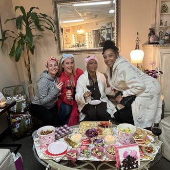 Spa Prive' - Skin Care Near Me - Newhall, California