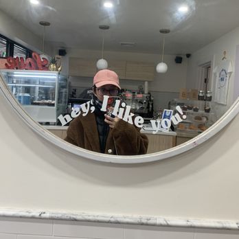 Cafe Joah - Cute mirror decor - Coffee & Tea Near Me - New York, New York
