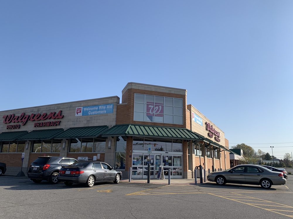 WALGREENS 904 N Main St, High Point, North Carolina Drugstores