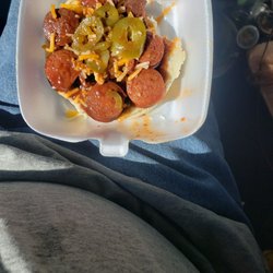 Lorenzo's BBQ - Hot link sandwich