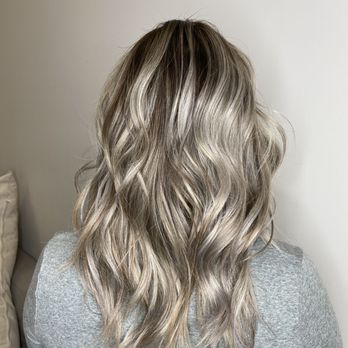 Salon 310-IIIX - Hair Salons Near Me - Carson, California