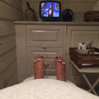 Cowshed - Pedicure spa time - Day Spas Near Me - London, XGL