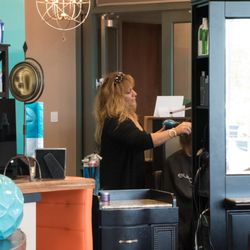 Simplicity A Salon