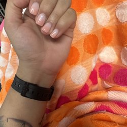DM Nail Salon - POWDER MANICURE