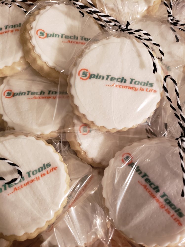 Lindy's Cookie Studio Logo