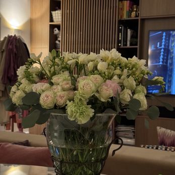 Twiggies - Flowers from T & D - Florists Near Me - Miami, Florida Twiggies - Flowers from T & D - Florists Near Me - Miami, Florida