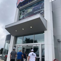 Summit Racing retail store in McDonough GA