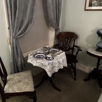 Times House Bed & Breakfast - Small table in room set with dishes for breakfast - Bed & Breakfast Near Me - Jim Thorpe, Pennsylvania Times House Bed & Breakfast - Small table in room set with dishes for breakfast - Bed & Breakfast Near Me - Jim Thorpe, Pennsylvania