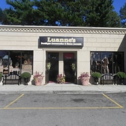 Luanne's Boutique