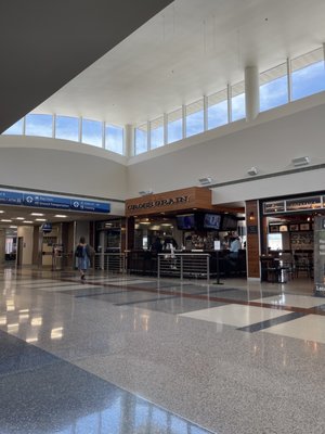 Richmond International Airport by null