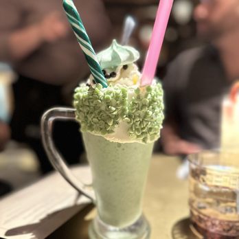 HOLSTEINS - Frozen Grasshopper - Dark Chocolate Crunchies, Wintergreen Candy Stick, Peppermint Patties, Vanilla Frosting, Mint Chocolate Chips - Burgers Near Me - Las Vegas, Nevada