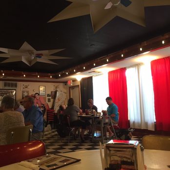 Gravy's Diner - Diners Near Me - Cedar Falls, Iowa