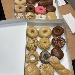 Grannys Donuts & Bakery