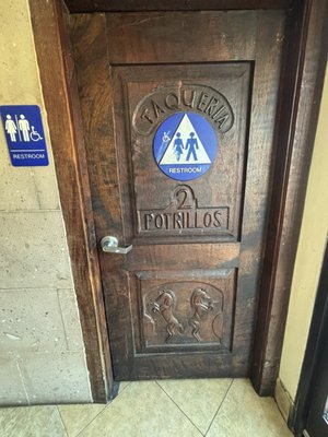 Taqueria 2 Potrillos by null