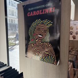 Caroline Music - Interior