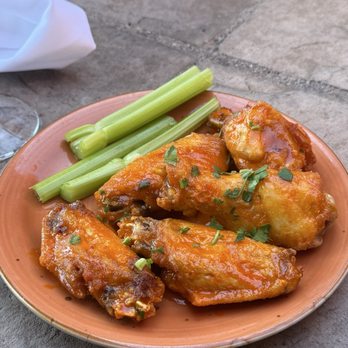 Lazy Dog Restaurant & Bar - Crispy Wings - New American Near Me - Corona, California Lazy Dog Restaurant & Bar - Crispy Wings - New American Near Me - Corona, California