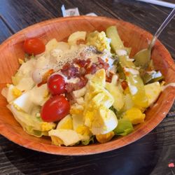 The Pizza Place - Incredible options at salad bar
