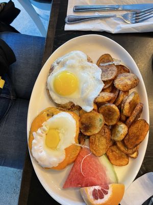 Eggspectation - Maisonneuve by null