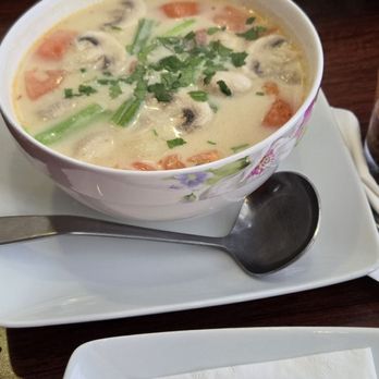 Khmer Thai Kitchen - Tom kah and Cambodian lemon chicken - Thai Near Me - Marysville, California