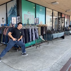 Huntington Surf & Sport - Employees wanting to help