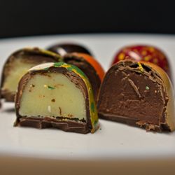 ONYX Chocolates - Bonbons