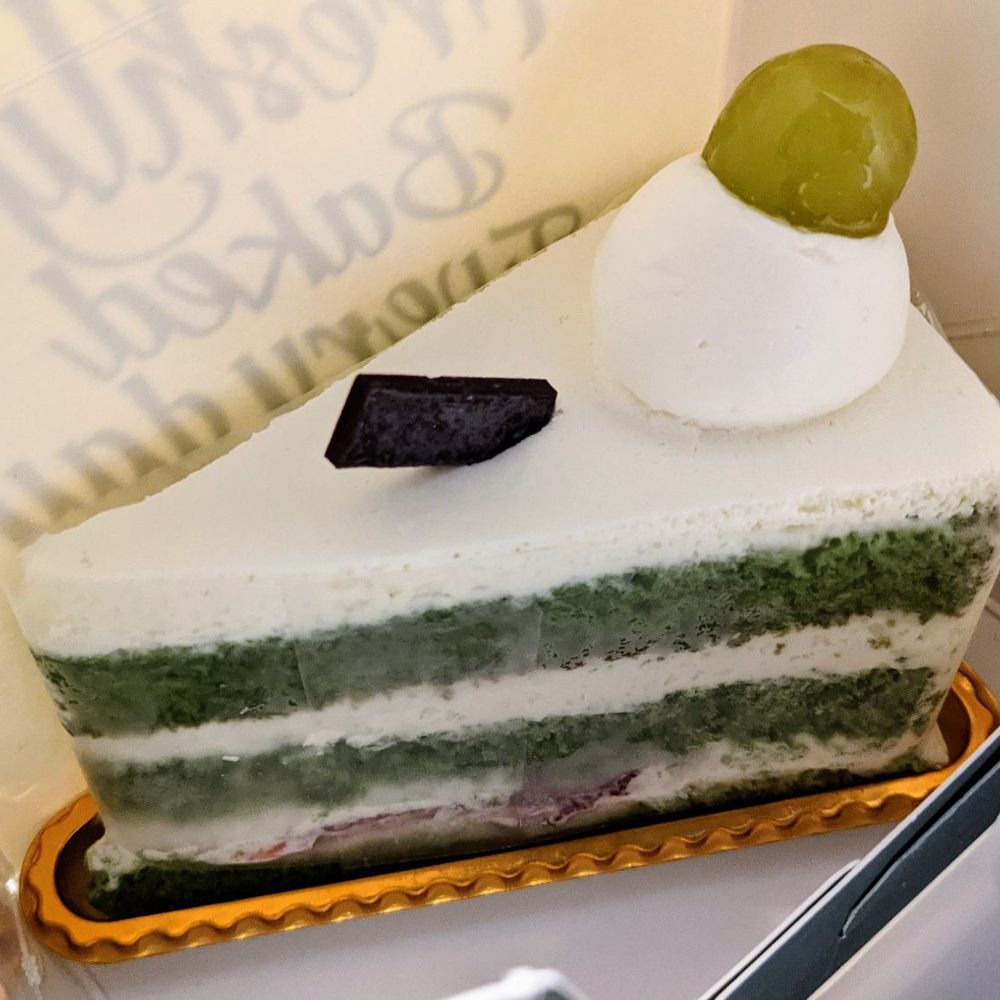 Tous Les Jours - a piece of cake in a box - Bakeries Near Me - Beaverton, Oregon Tous Les Jours - a piece of cake in a box - Bakeries Near Me - Beaverton, Oregon