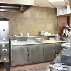 Main St Pizza Cafe - Photo credit: Michael Simckowitz