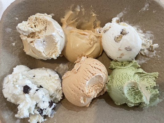 Betty Rae’s Ice Cream by null