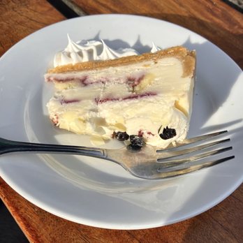 Pompano Joe's - Blueberry Cobbler Cheesecake - Seafood Near Me - Destin, Florida