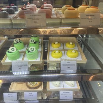 Anntremet Cake - Bakeries Near Me - Long Island City, New York Anntremet Cake - Bakeries Near Me - Long Island City, New York